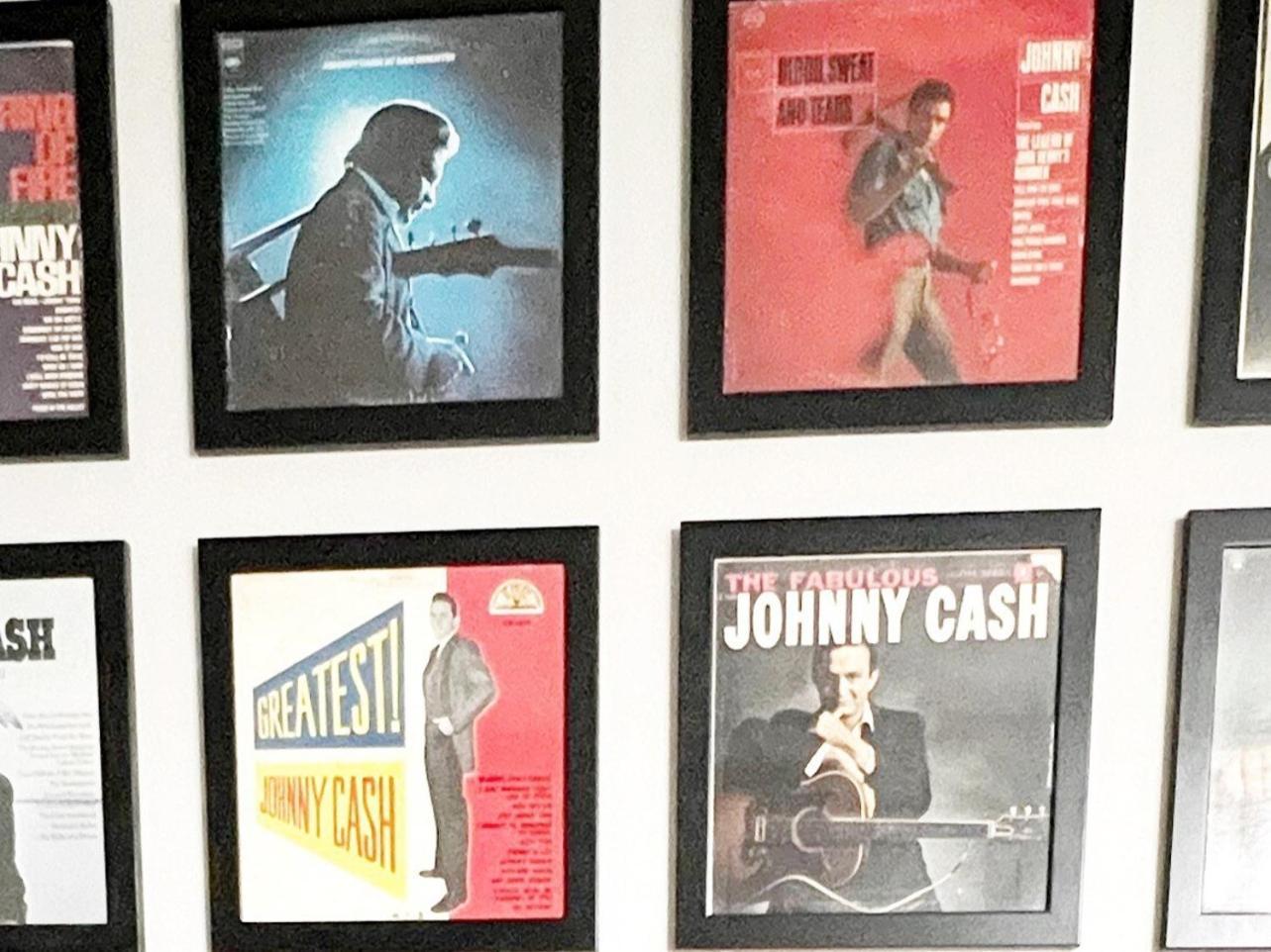 カスターJohnny Cash "Rambler" On Mainアパートメント エクステリア 写真
